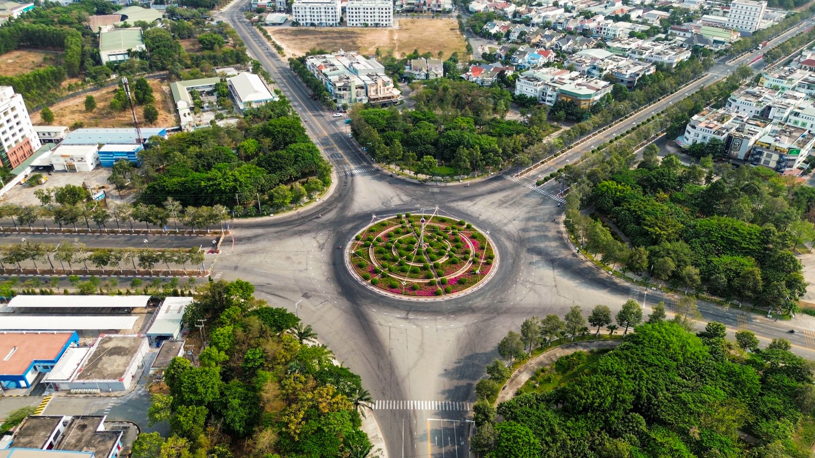 Chiêm ngưỡng Mỹ Phước Tân Vạn phong cách Bình Dương: rộng gấp gần 4 lần cao tốc Bắc – Nam, quy mô 10 làn xe, đẹp như dải lụa 7